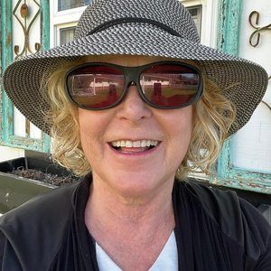 Meet your Posher, Cheryl